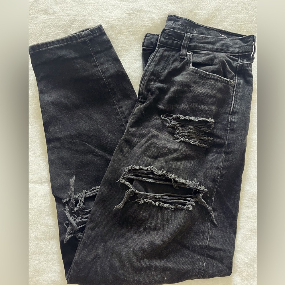 American Eagle relaxed mom jeans black- size 4